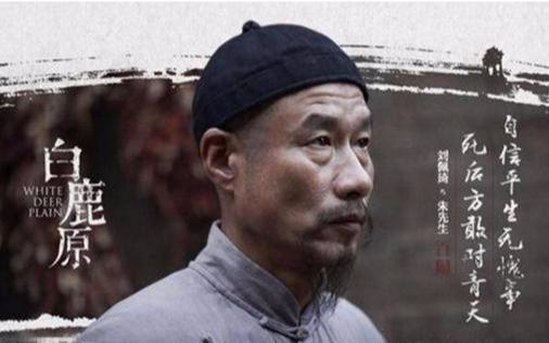 五夺影帝的61岁老戏骨，一顿饭能喝2斤酒，拍戏34年从不带剧本！