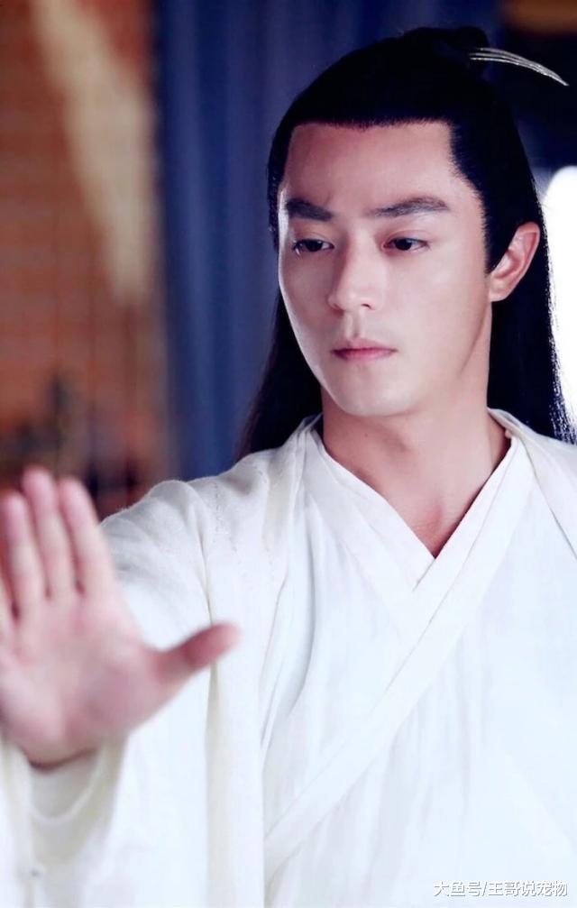 《怪侠一枝梅》群星荟萃，袁姗姗在跑龙套，主演中唯独他默默消失