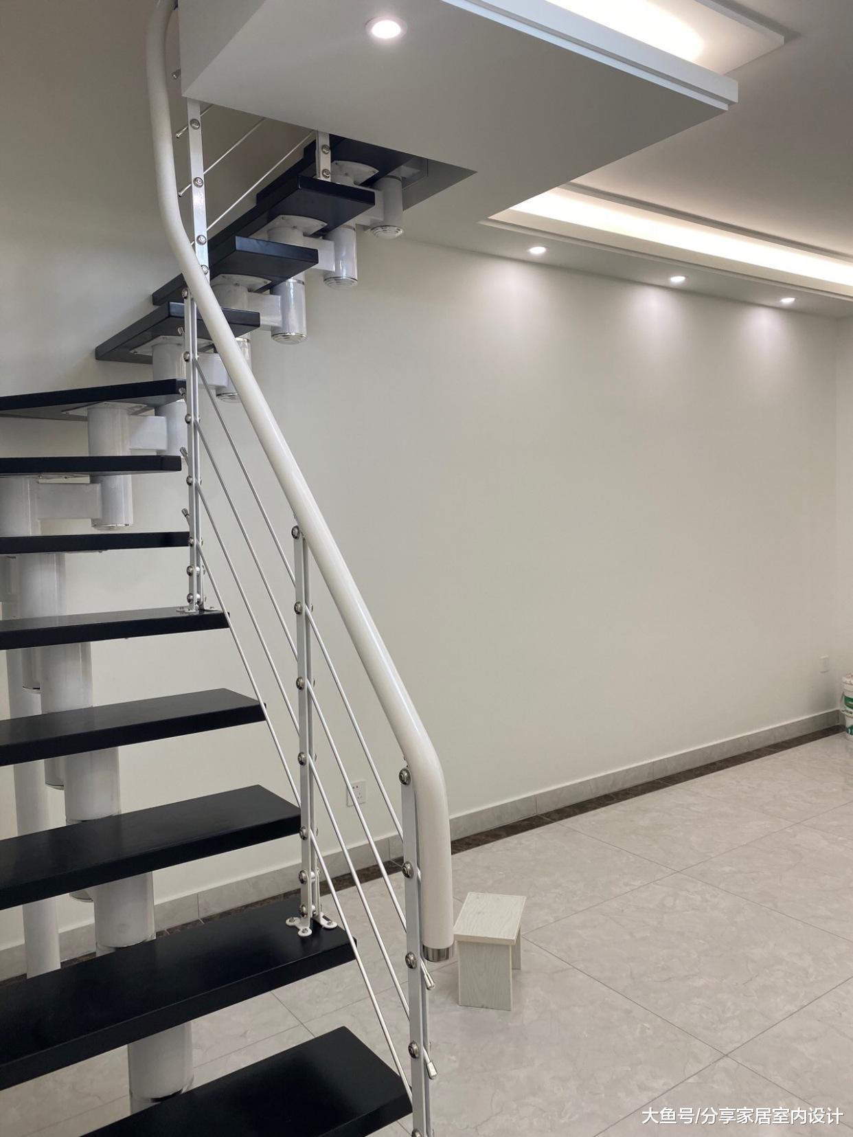 朋友家的小复式loft公寓终于完工，效果还不错，忍不住给大家晒晒