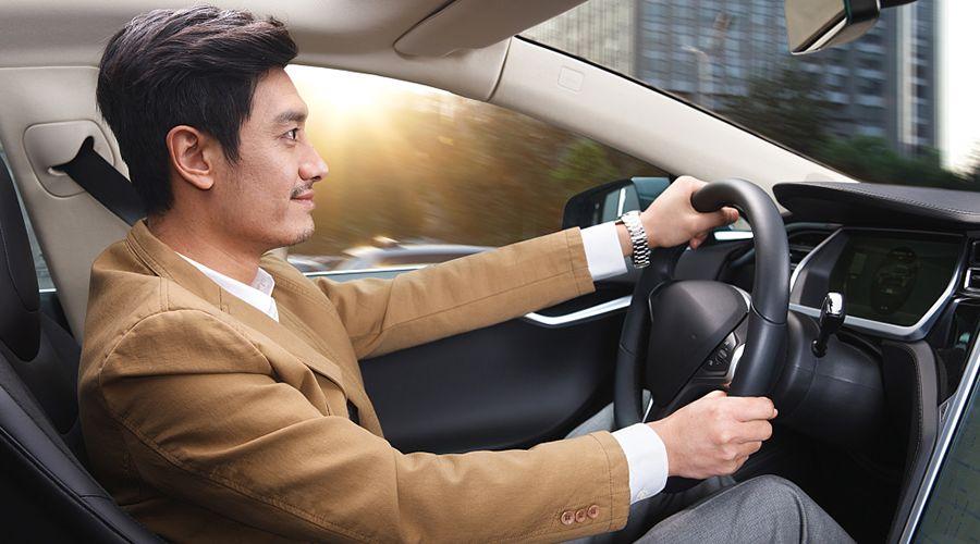 做中介一路踉踉蹌蹌，跌跌撞撞，幾個人可以留下來