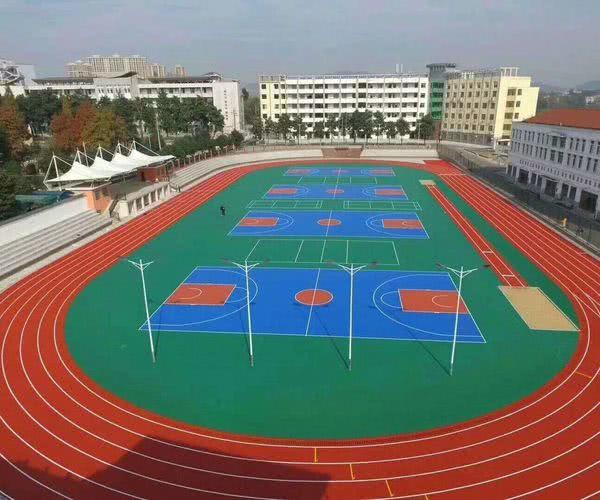 新生相近篮球校队，有这3种优势“最有希望”，最后老师手中宝