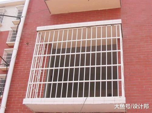 阳台防盗网到底不锈钢还是隐形网好? 你家有孩子千万别装错了!