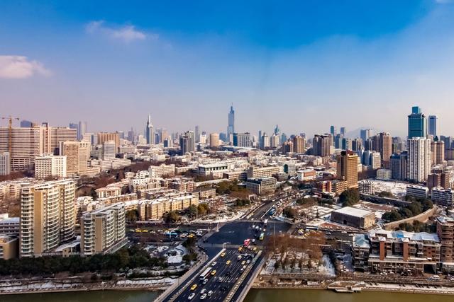 究竟是谁在阻止房价下跌？著名媒体评论人老梁曾说出真实原因