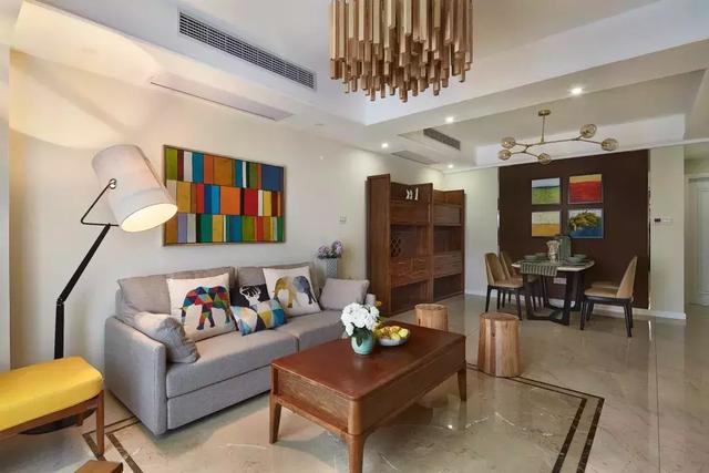 客餐厅地面铺砖，边线要怎么做才好看？