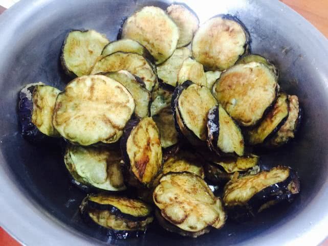 买不起水果，不如试试它，1块钱做一盘，夏天常吃，解暑又通便