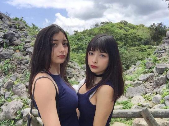 混血姐妹花, 天使脸庞加魔鬼身材走红网络, 日媒: 她们是我们的国宝