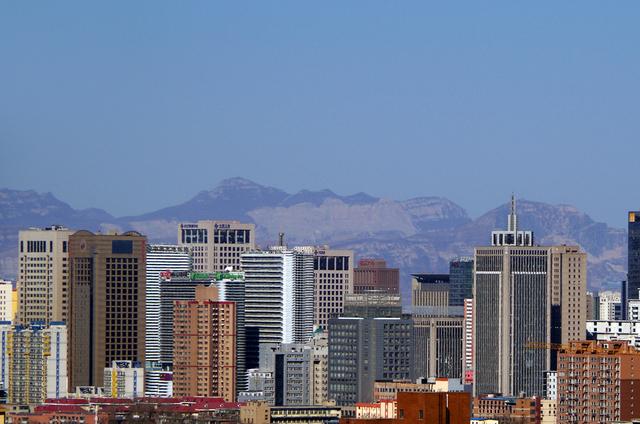 今明两年放弃买房，十年后会有什么结果？内行人点明2个关键