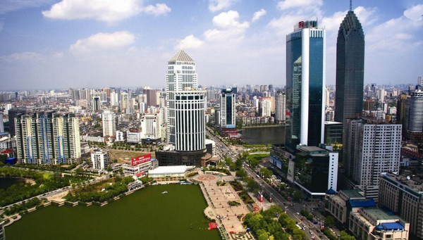 江城楼市供过于求，?武汉将再建一条过江通道