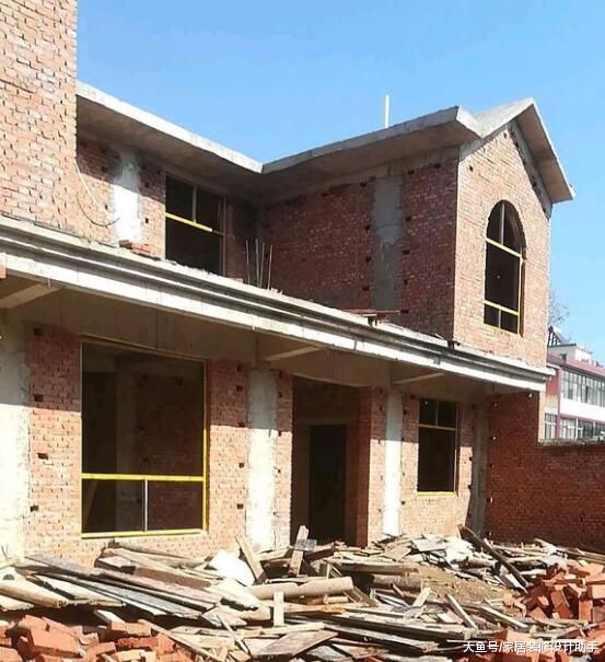 反哺父母养育之恩, 花15万替父母自建两层小洋房, 邻居都说物超所值