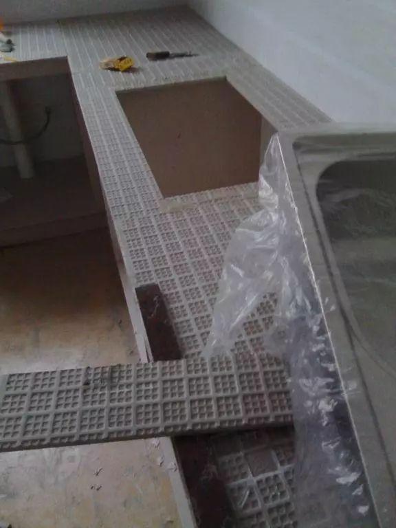 公公为省钱自己砌橱柜，2千效果一点不比几万的差，真是太值了！