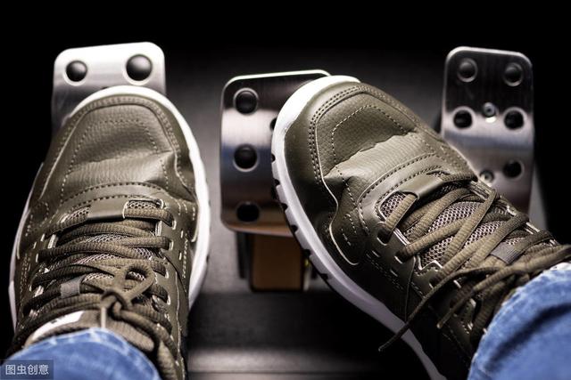 汽车跑到6万公里，记住这3个配件只换不修，新老司机都来看看