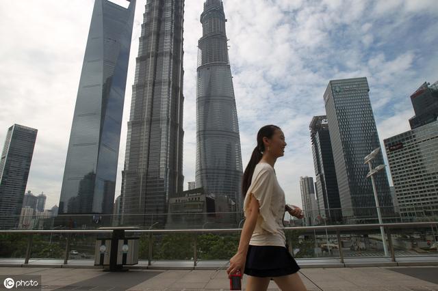 党媒定调2019年房地产，专家喊话：今年是买房好时机