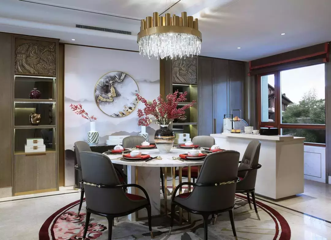 新中式風的餐廳設計案例，讓用餐氛圍也變得更有禪意