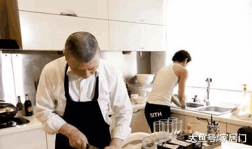 带你参观冯小刚住的豪宅，房子价值起码过亿，太令人羡慕了