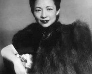 她是民国带货女王，从小就拥有无数名牌，离婚后前夫还对她念念不忘