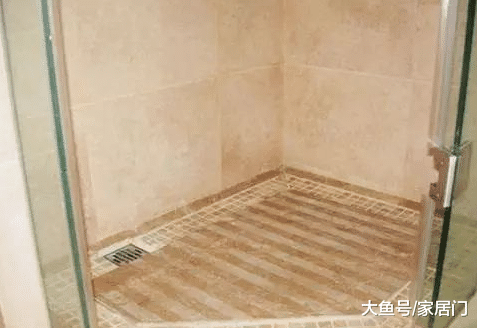 家里地漏万万别这样装，若是工人装错，不返工别给钱