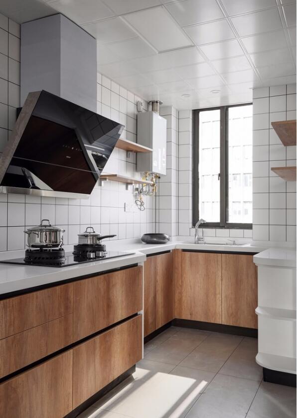 除非家里不做饭，不然厨房最好不要这么装，入住后才知被坑惨