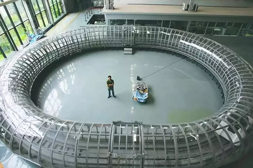 20分钟长沙到北京？超级高铁真要来了吗？已经建成世界上第一个真空管道磁悬浮列车实验系统…