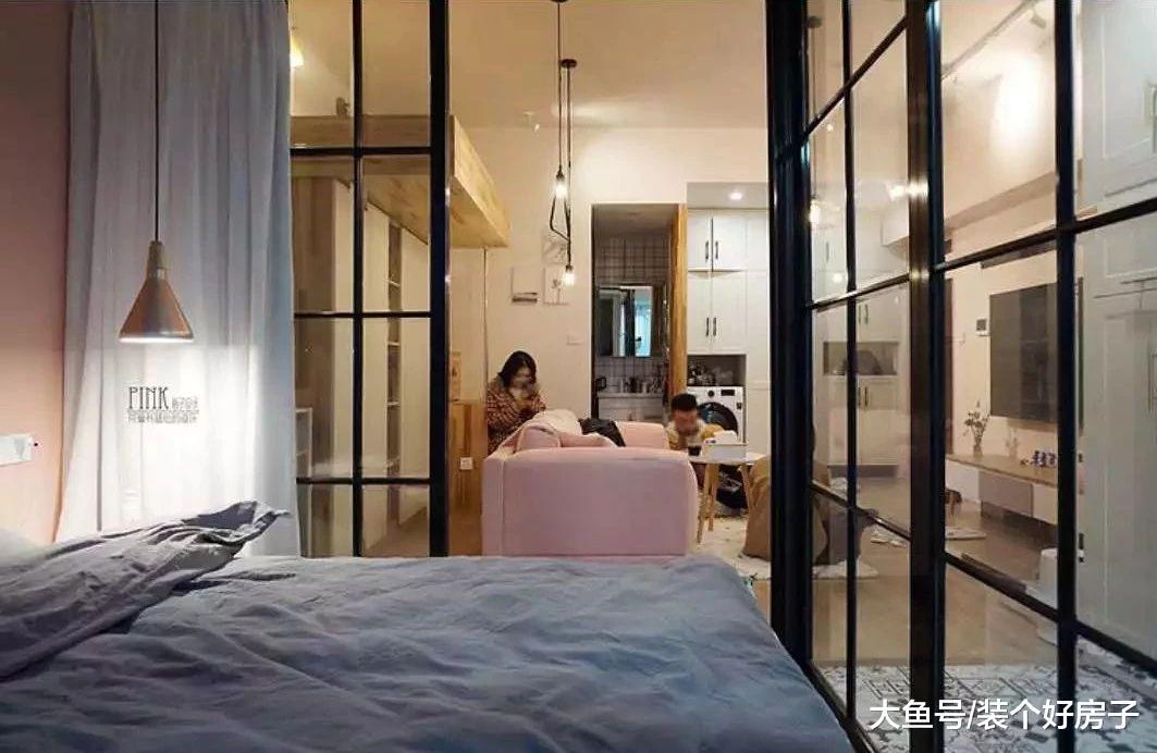 90后小姐姐爆改39㎡单身公寓, 衣柜里藏客卧, 亲戚朋友再也不用睡沙发了!