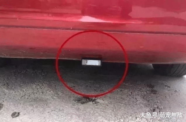 车友们注意：在车尾发现这种黑盒子请立即拆除