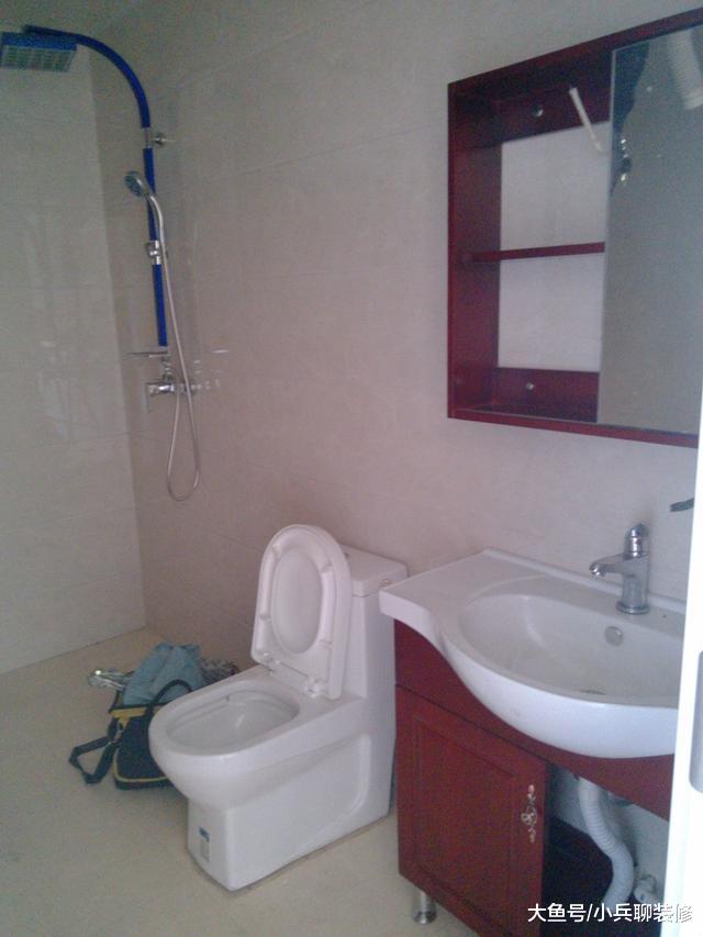 朋友新房装修中，125平花了20多万，一看电视墙我差点笑岔气了