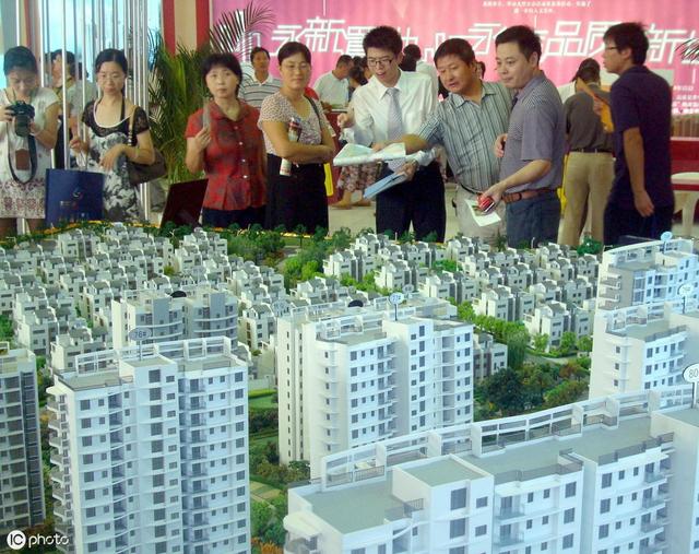 买房不找房产中介直接跟房东谈，吃亏了你都不清楚为啥....