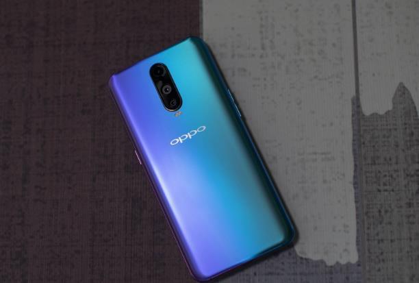 OPPO旗舰手机又一次降价，卖点进一步缩小，难道是为了迎接新机型？