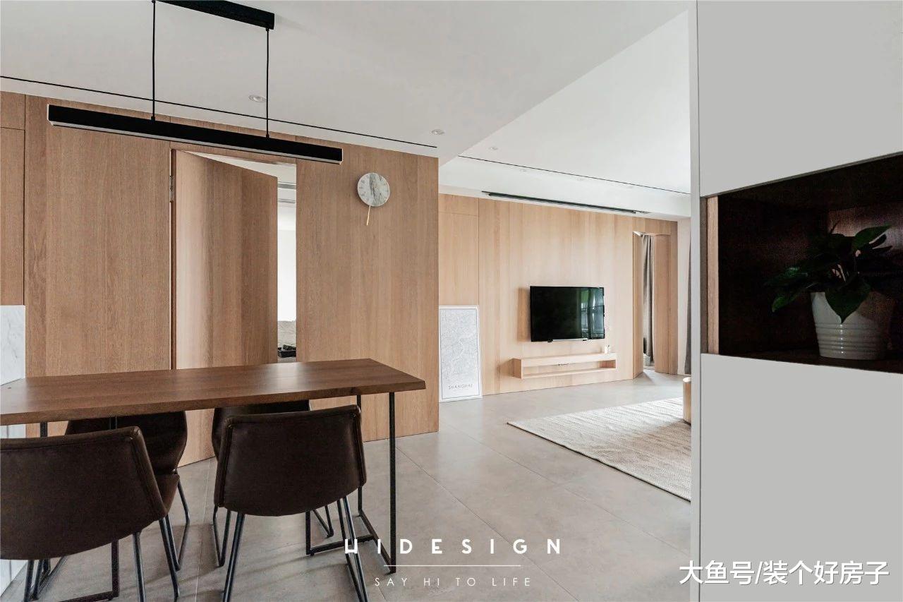 合理利用每1㎡，她100㎡的家原地多出20㎡，2室变3室，还有超大岛台餐桌！