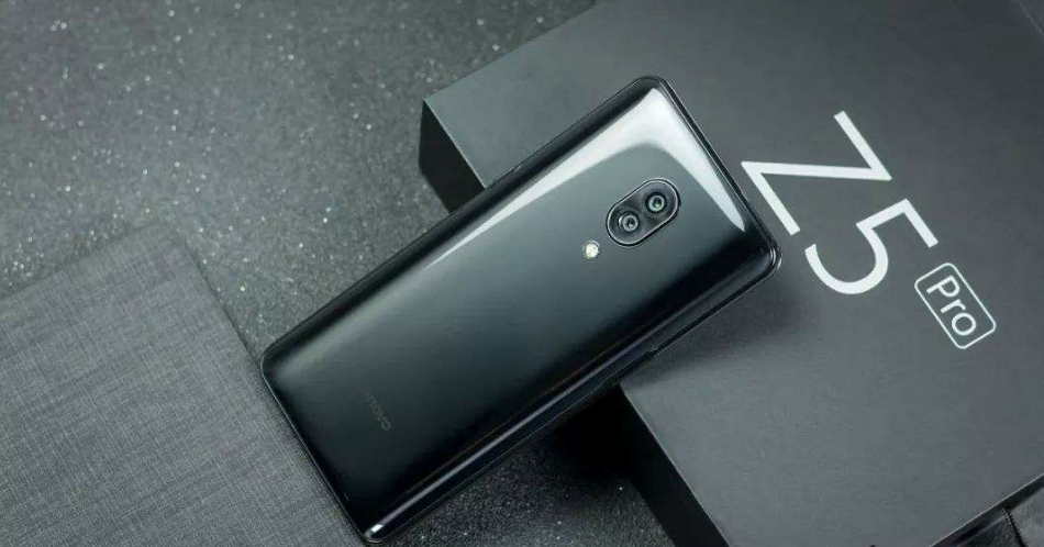 游戏党必备：流畅玩游戏的3款千元机，第3款仅需899元！