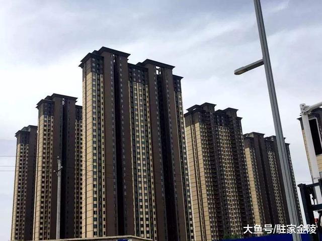 13省棚改再遭腰斩，调控再收紧，楼市还有回温的希望吗？