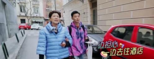 钟丽缇终于火力全开，三家媳妇只有看的份，网友：张伦硕娶对人了