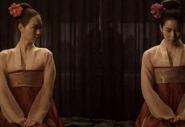 如果整天抛头露脸的话这样的话就会被人们指点议论说不守妇道！