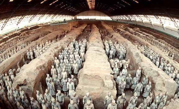 为什么兵马俑中间的墙不能挖，里面有什么宝贝？