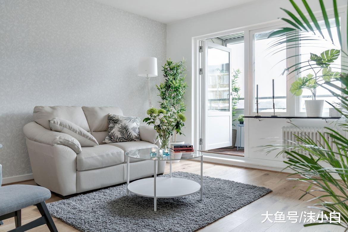 晒我北京57平小户型, 阳台贴“孔砖”, 玄关收纳架上墙! 太聪明了