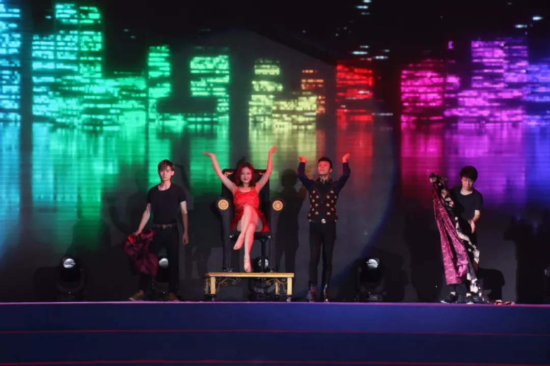 震撼 | 引爆全城！“玺园惊天魔力show”大型魔术盛宴震撼落幕！