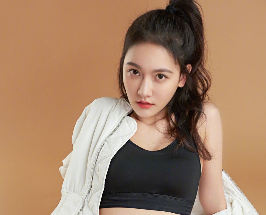 孙骁骁否认无果，各种矛头指向她的微博，网友称心疼杨璐