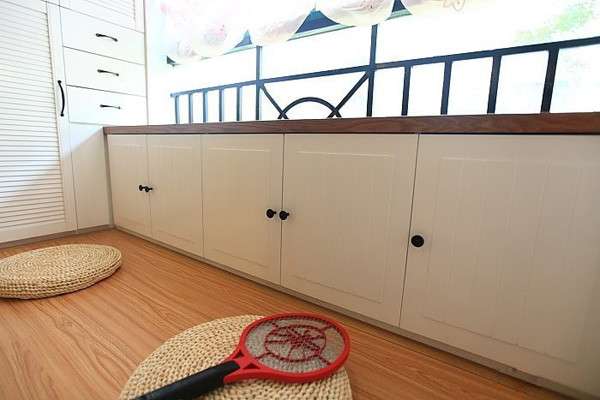 阳台上万万别装吊柜了, 容易坏成本又高, 有钱人都流行这样做!