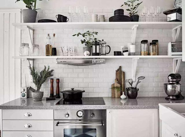 多年装修工头笔记曝光，厨房装修原来要注意这7点，涨知识了!