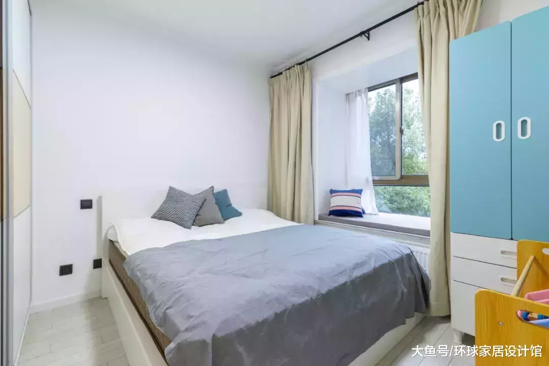 二手房改造, 89㎡北欧两居室, 客厅一整面柜子好给力!