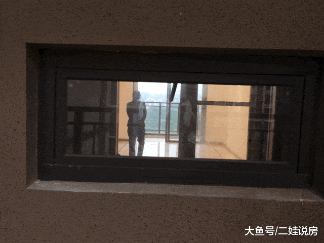 增城业主验房后: 太Low了, 感觉买了个厂房!
