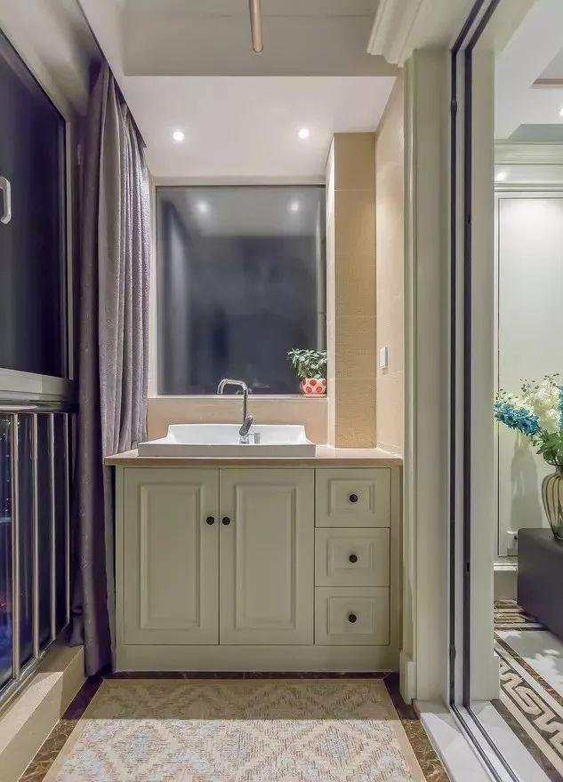 卫生间洗手台别装太随意了，设计师们都这样做！