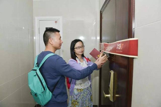 为美好交付｜融创春风十里A6-1开启业主温暖“归心”之路