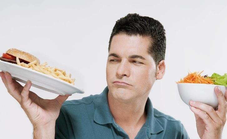 肝脏受损时，身体可能会出现5个日常“小症状”，看看你占了几个