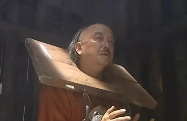 嘉庆不听从乾隆的遗训，杀了和珅，十五年后才领悟乾隆的用意