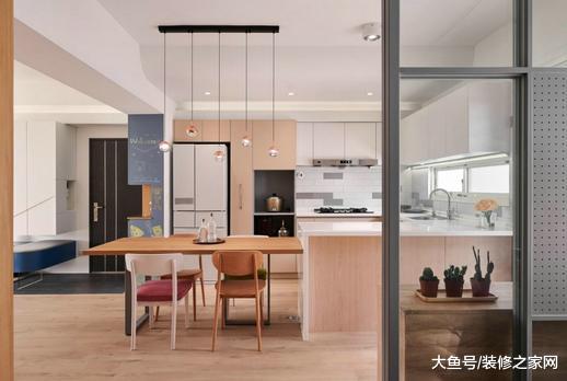 看看样板间，这才是普通人家嘛，住着肯定舒服