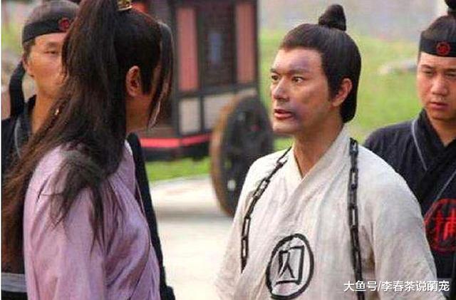 小妾受贿，丈夫被处以极刑，行刑时写下7个字，皇帝立马废除腰斩