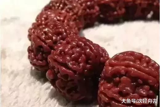 ＂手上的那些串要盘出个所以然来，这里有诀窍！＂