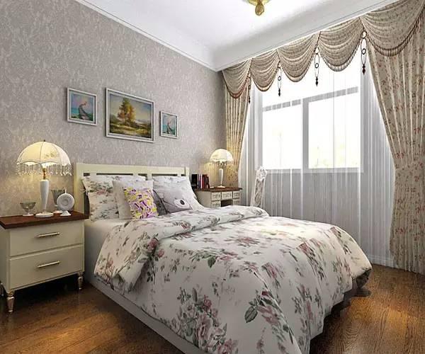 美式田园风别墅装修，楼梯转角做了一个很时尚又实用的吧台！