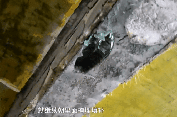 网曝江苏一小区承重梁有塑料瓶，开发商：又不影响安全，小题大做