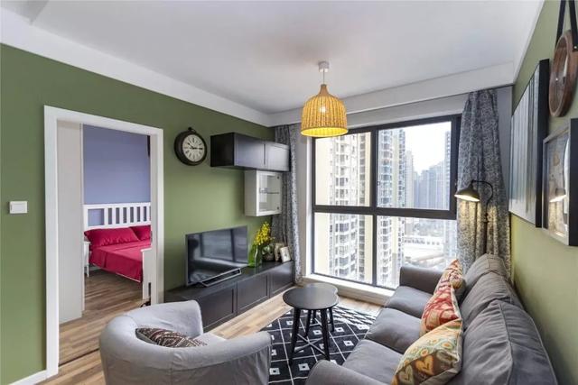 80㎡混搭风，是爸妈亲手布置，玄关真是太漂亮了！